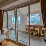 The Distric 1 Apartment - Bui Vien Street & Ben Thanh Martket