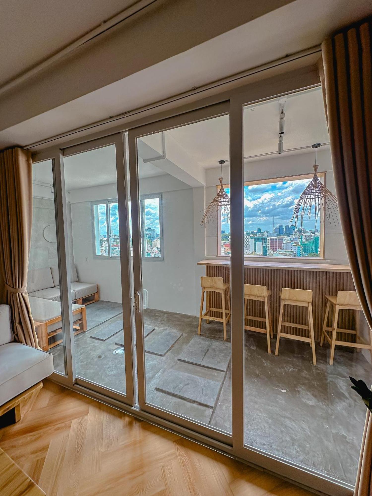 The Distric 1 - Bui Vien Street & Ben Thanh Martket * TP. Hồ Chí Minh