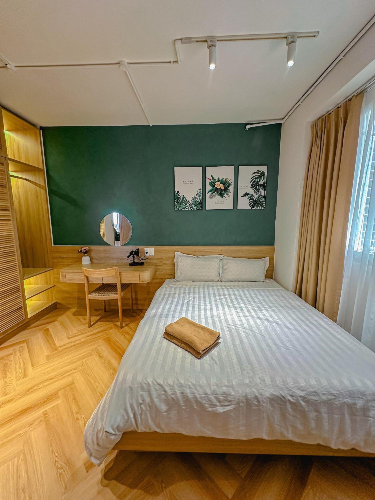 The Distric 1 - Bui Vien Street & Ben Thanh Martket * TP. Hồ Chí Minh