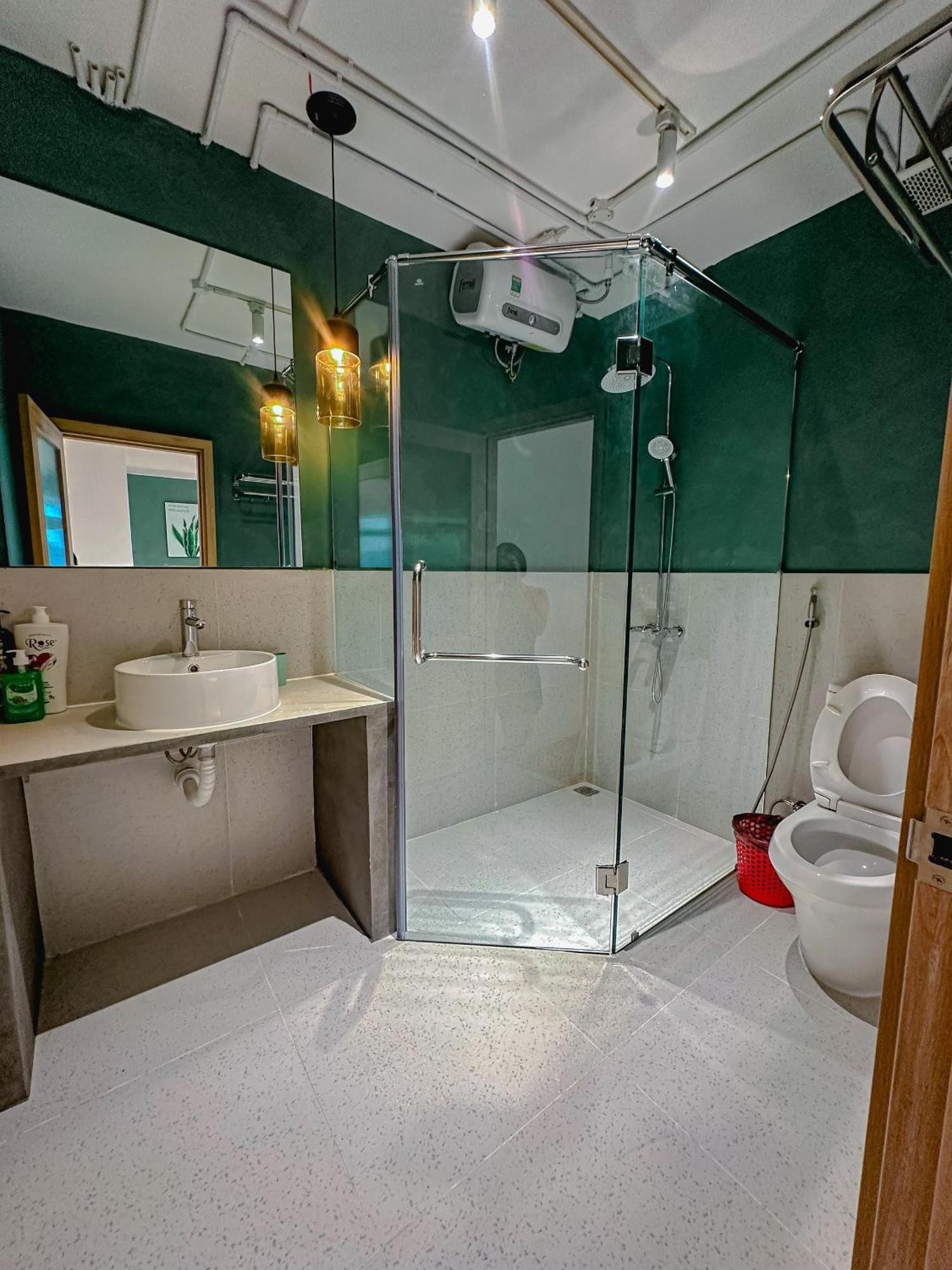 The Distric 1 - Bui Vien Street & Ben Thanh Martket Apartment
